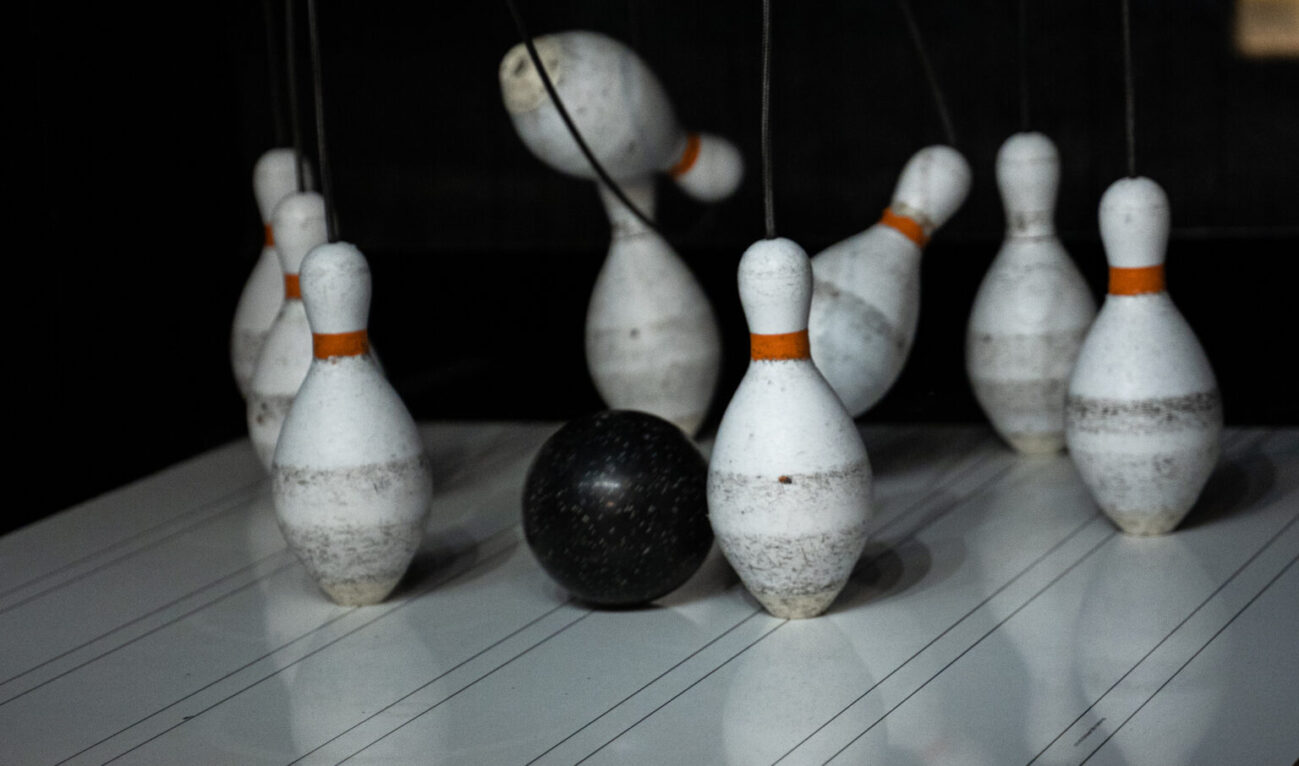 Strike Duckpin bowlingpinner.